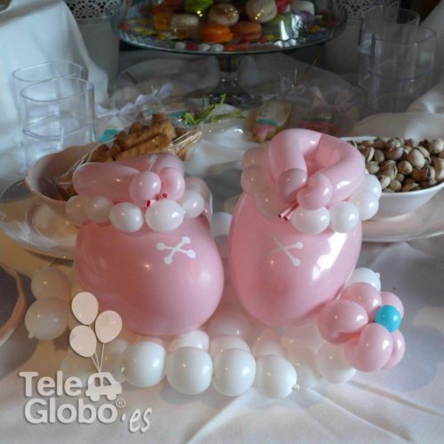 Detalle globos para mesa dulce bautizo